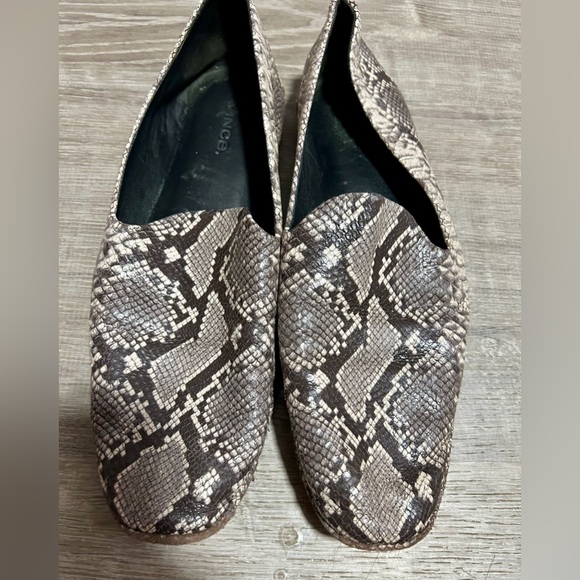 Vince Python Leather Flats Size 8 - Picture 6 of 11